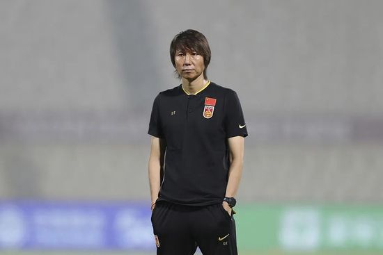 皇家马德里已经宣布与主教练安切洛蒂续约至2026年，The Athletic报道，安切洛蒂未来可能在俱乐部担任其他职务。